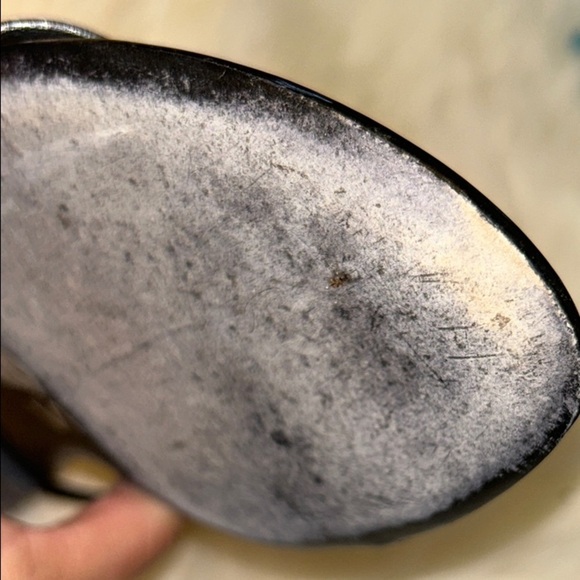 Louis Vuitton Patent Leather Sandals Sz 39 - Picture 6 of 11